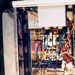 Detalle del interior del EK SpeedpluS, mostrando el sistema de refrigeración